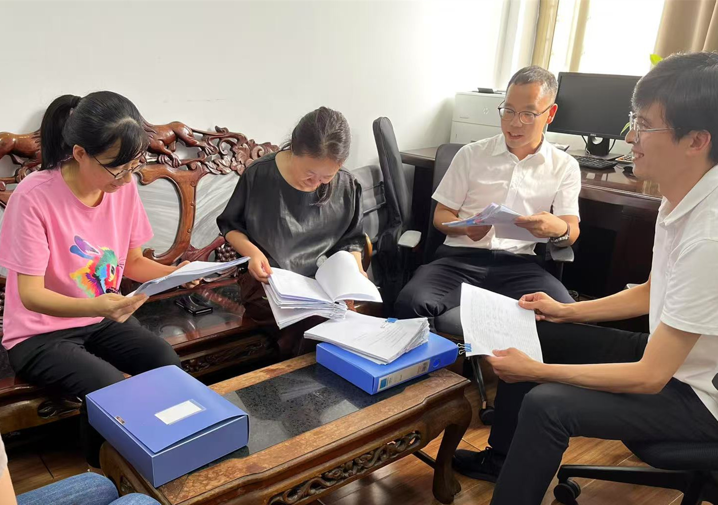 1759024462868725.jpg 房產檢查交流現(xiàn)場.jpg